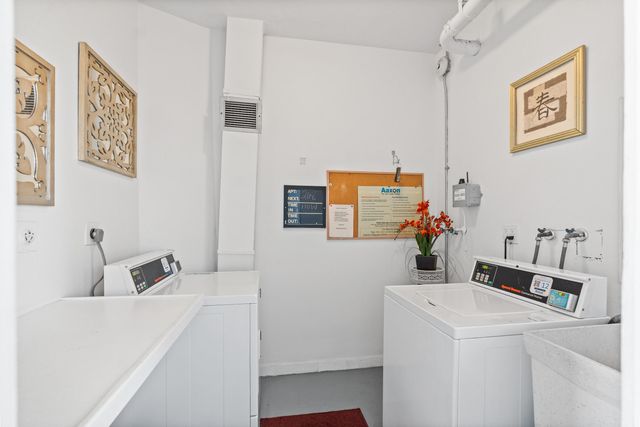2223 PARK Lane 210, Hollywood, FL 33021