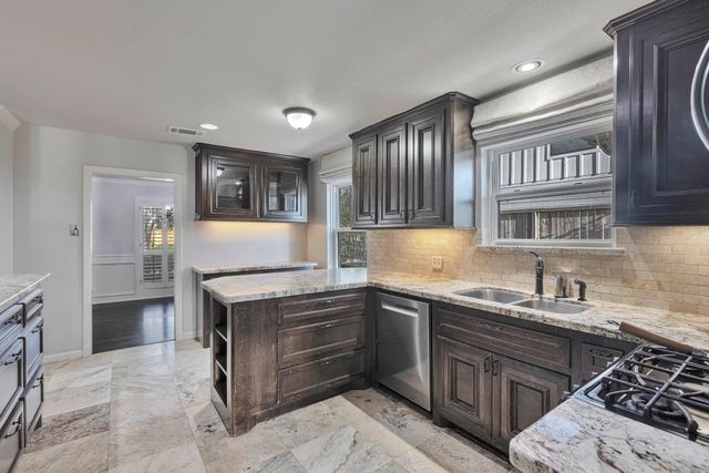 1328 Bingle Road, Houston, TX 77055