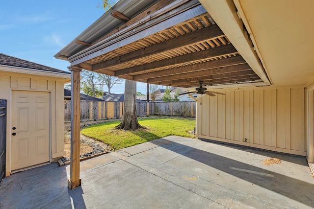 1328 Bingle Road, Houston, TX 77055