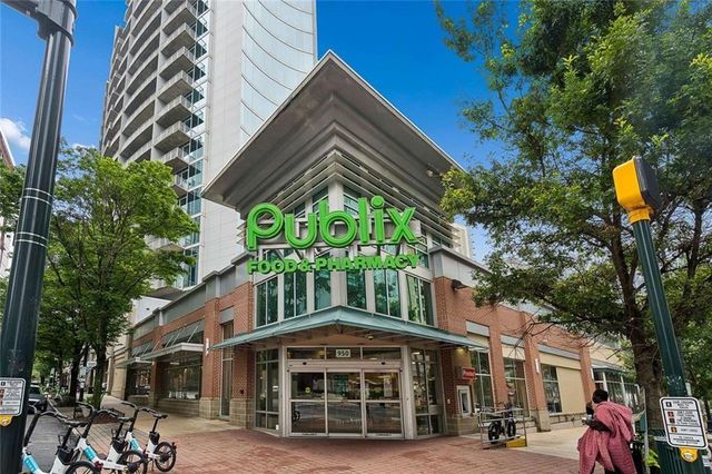44 Peachtree Place NW 2027, Atlanta, GA 30309
