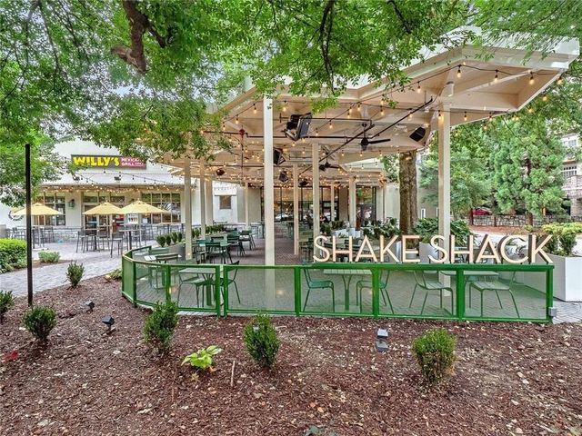44 Peachtree Place NW 2027, Atlanta, GA 30309