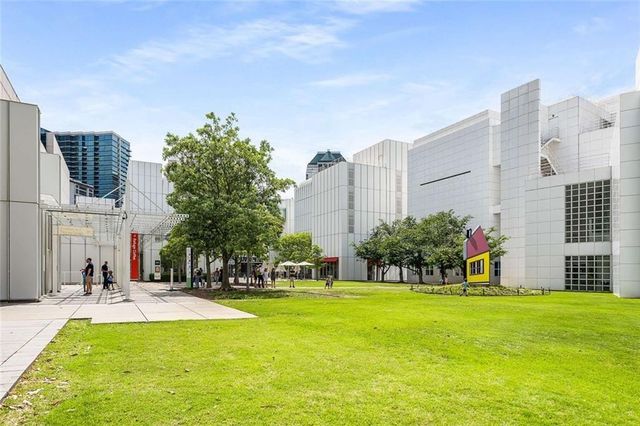 44 Peachtree Place NW 2027, Atlanta, GA 30309