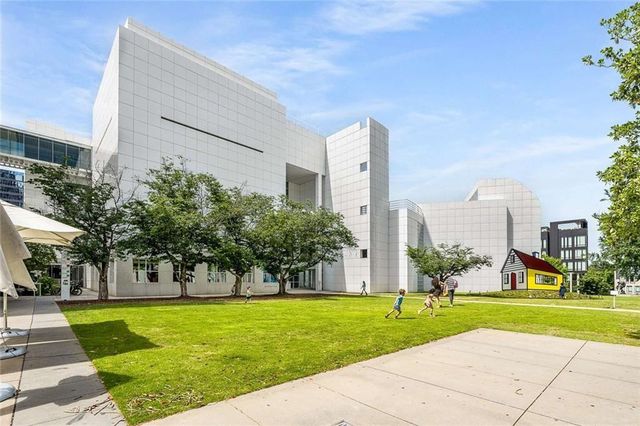 44 Peachtree Place NW 2027, Atlanta, GA 30309