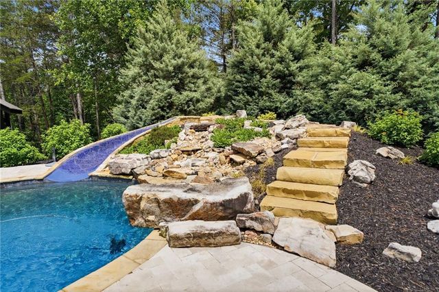 457 Arlington Way, Canton, GA 30114