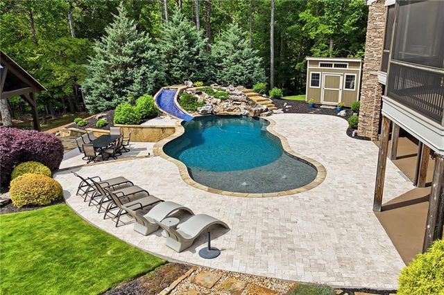 457 Arlington Way, Canton, GA 30114