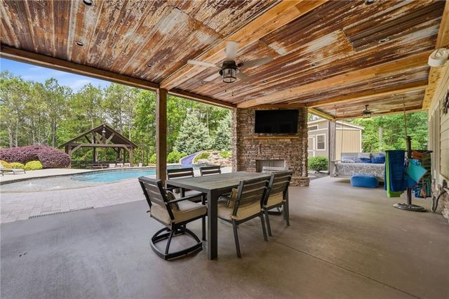 457 Arlington Way, Canton, GA 30114