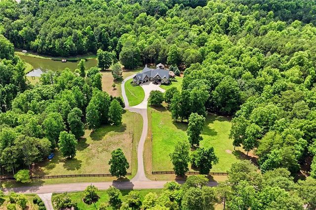 457 Arlington Way, Canton, GA 30114