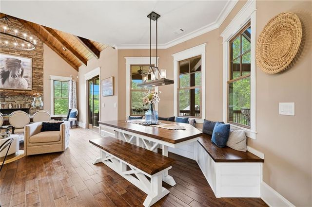 457 Arlington Way, Canton, GA 30114