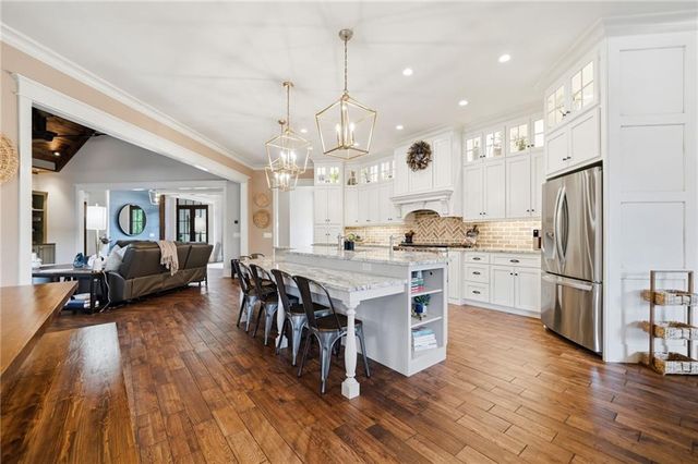 457 Arlington Way, Canton, GA 30114