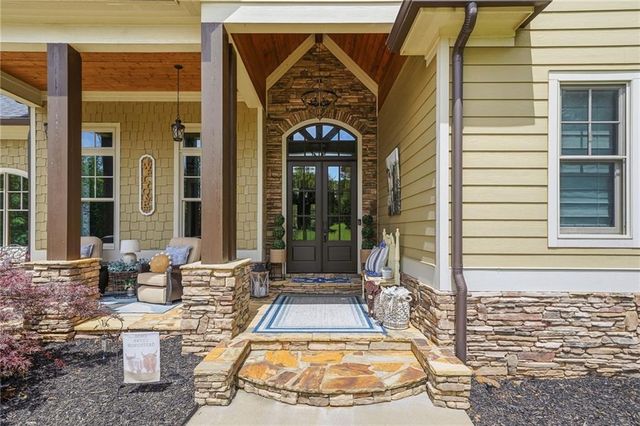 457 Arlington Way, Canton, GA 30114