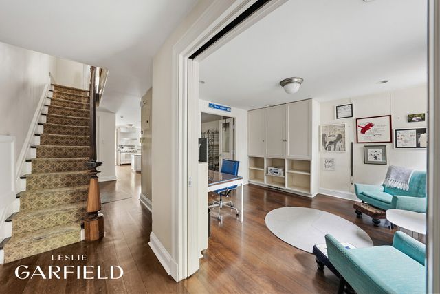 512 E 87TH Street, New York City, NY 10128