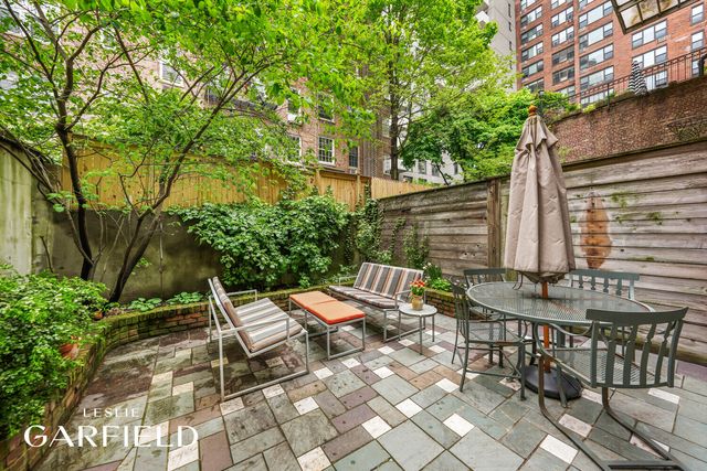 512 E 87TH Street, New York City, NY 10128