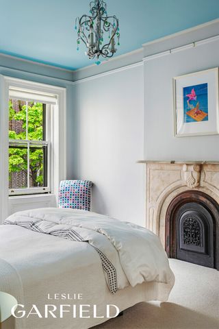 512 E 87TH Street, New York City, NY 10128