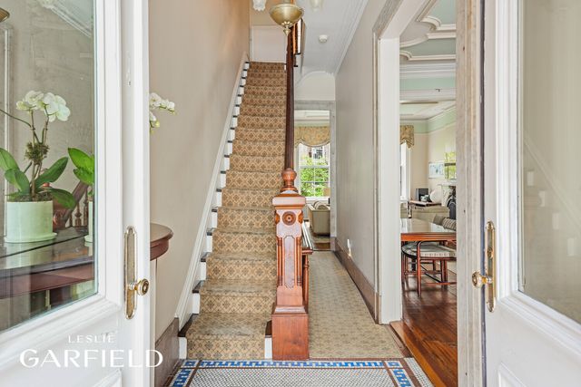 512 E 87TH Street, New York City, NY 10128