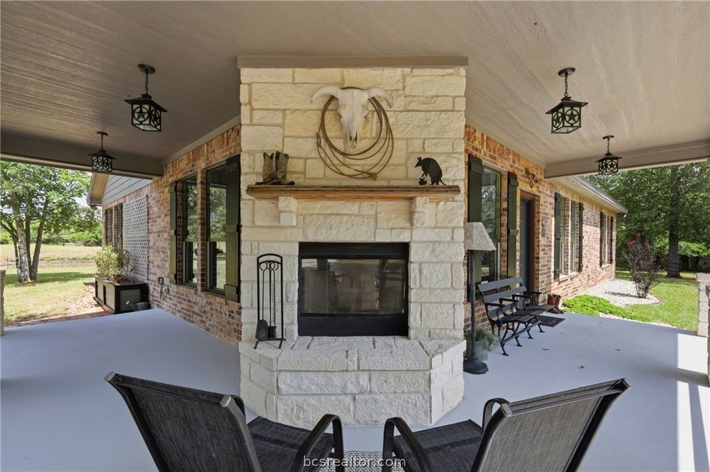 9753 River Ridge Drive, Hearne, TX 77859 — photo 4