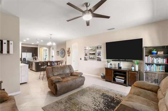 11412 LAKE LUCAYA DRIVE, Riverview, FL 33579