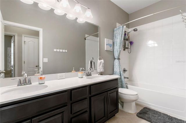 11412 LAKE LUCAYA DRIVE, Riverview, FL 33579