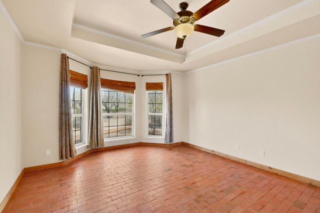 6755 Wolf Creek Court NE, Rio Rancho, NM 87144