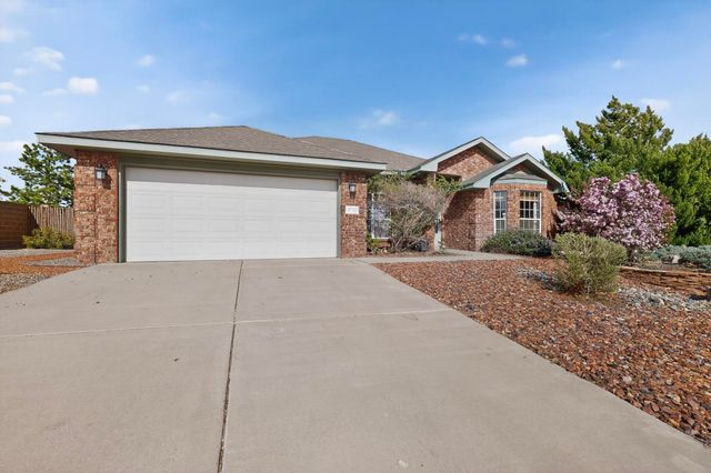 6755 Wolf Creek Court NE, Rio Rancho, NM 87144