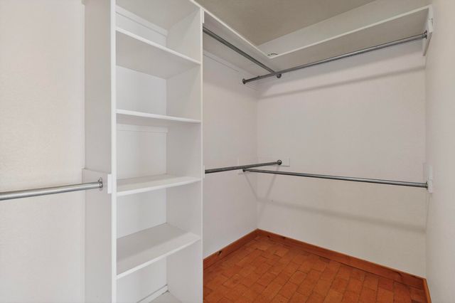 6755 Wolf Creek Court NE, Rio Rancho, NM 87144