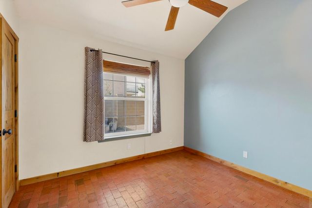 6755 Wolf Creek Court NE, Rio Rancho, NM 87144