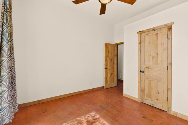 6755 Wolf Creek Court NE, Rio Rancho, NM 87144