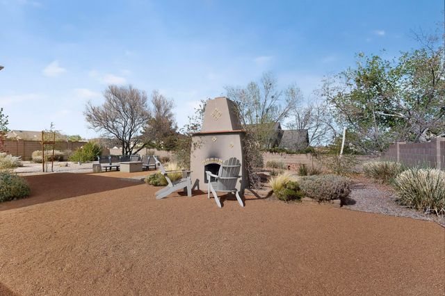 6755 Wolf Creek Court NE, Rio Rancho, NM 87144