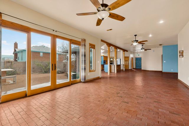 6755 Wolf Creek Court NE, Rio Rancho, NM 87144