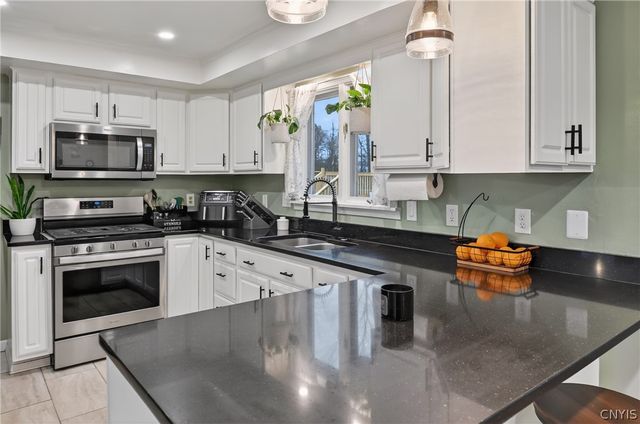 4152 Lucan Road, Clay, NY 13090