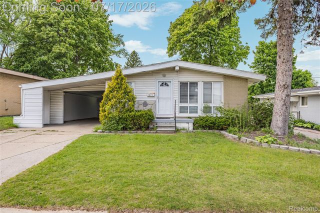 1271 Featherstone Road, Pontiac, MI 48342