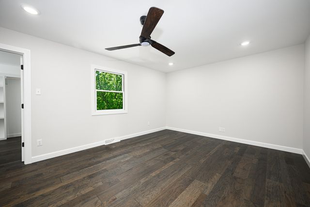 1152 E BLUEBIRD LN, Columbia, MO 65201