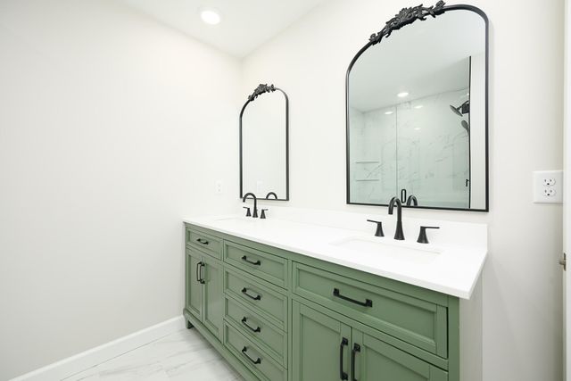 1152 E BLUEBIRD LN, Columbia, MO 65201