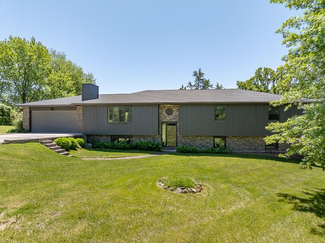 1152 E BLUEBIRD LN, Columbia, MO 65201