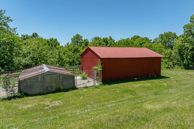 1152 E BLUEBIRD LN, Columbia, MO 65201