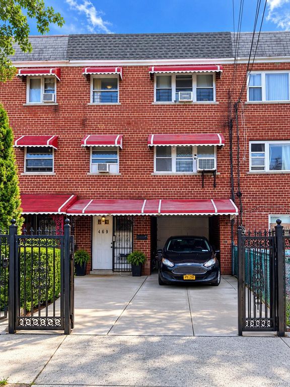 469 Commonwealth Avenue, Bronx, NY 10473 — exterior