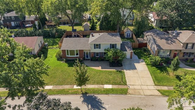 1341 E VIRGINIA Drive, Palatine, IL 60074