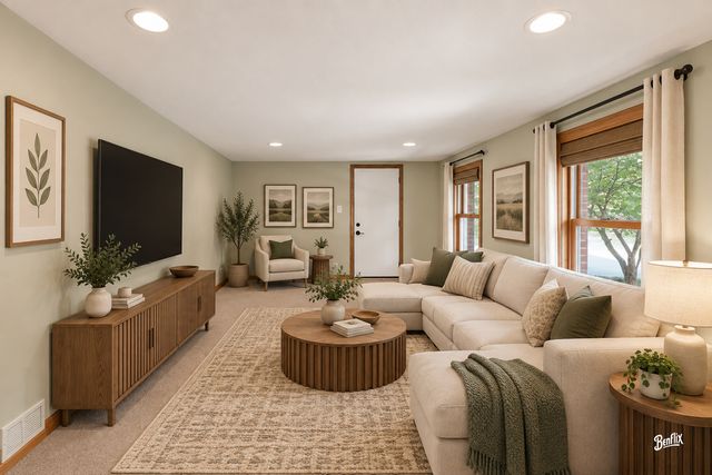 1341 E VIRGINIA Drive, Palatine, IL 60074