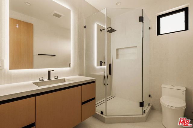 12952 Huston Street, Sherman Oaks, CA 91423