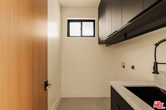 12952 Huston Street, Sherman Oaks, CA 91423