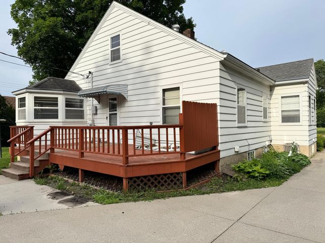 404 N Vine Street, Fergus Falls, MN 56537
