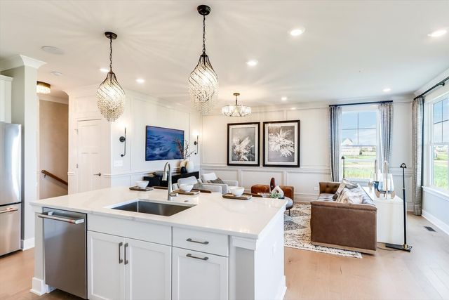 12811 S Slate Lane, Plainfield, IL 60585