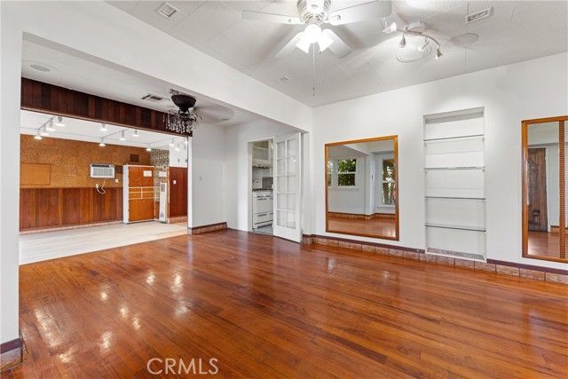 11170 Burbank, North Hollywood (los Angeles), CA 91601