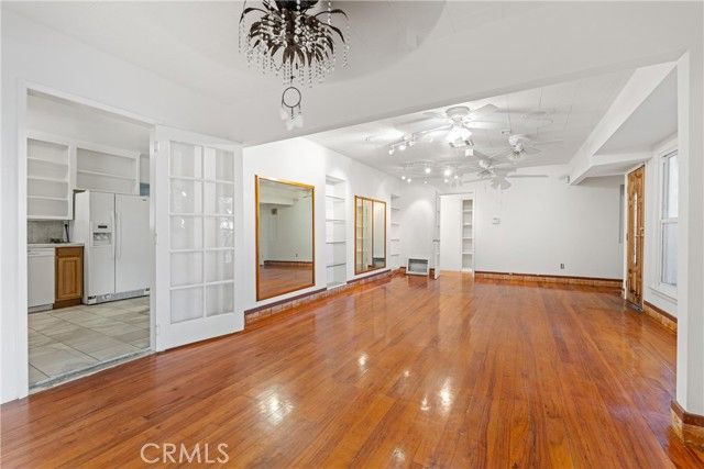 11170 Burbank, North Hollywood (los Angeles), CA 91601