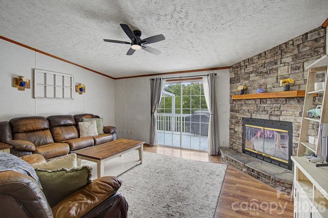 22 Sweet Briar Path Way, Hendersonville, NC 28792