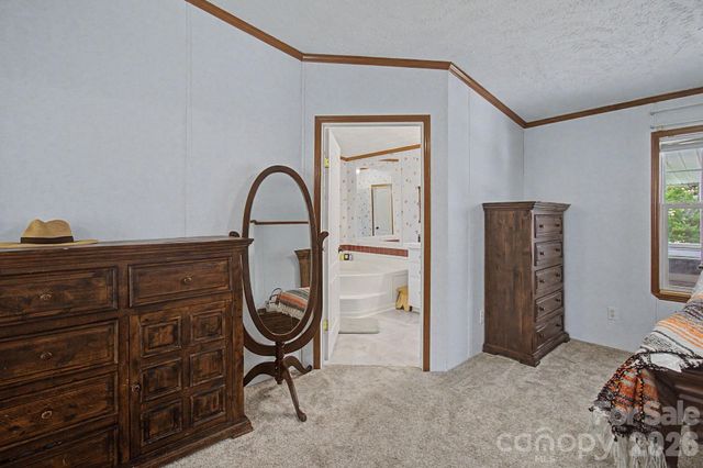 22 Sweet Briar Path Way, Hendersonville, NC 28792
