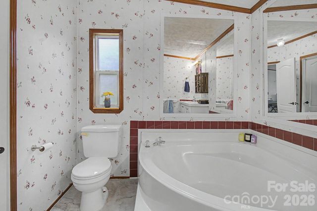 22 Sweet Briar Path Way, Hendersonville, NC 28792
