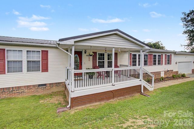 22 Sweet Briar Path Way, Hendersonville, NC 28792