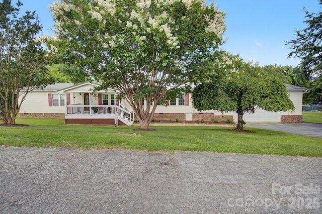 22 Sweet Briar Path Way, Hendersonville, NC 28792