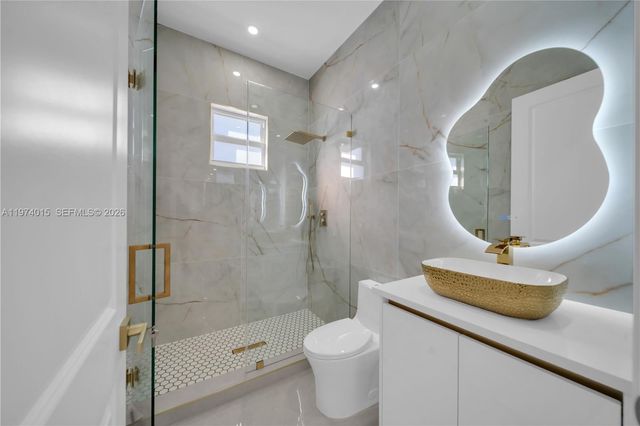 1220 Euclid Ave, Lehigh Acres, FL 33972