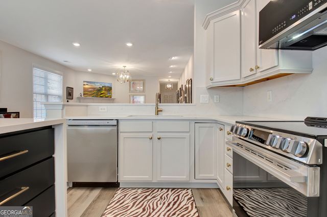 10 Hampshire Lane, Newnan, GA 30265